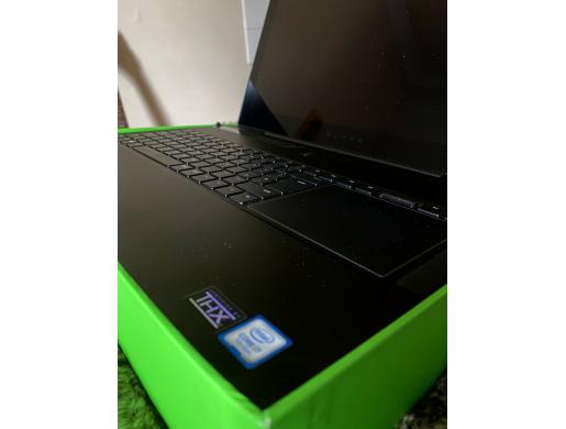  Razer Blade Pro Gaming Laptop 17