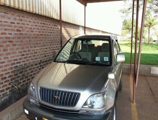 2000 Harrier auto, Lilongwe -  Malawi